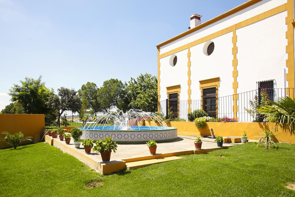 Hotel Bodega El Moral Ribera del Fresno Exterior photo